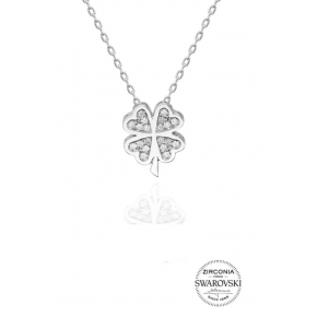 Silver Swarovski Gemstone Diamond Model Clover Necklace